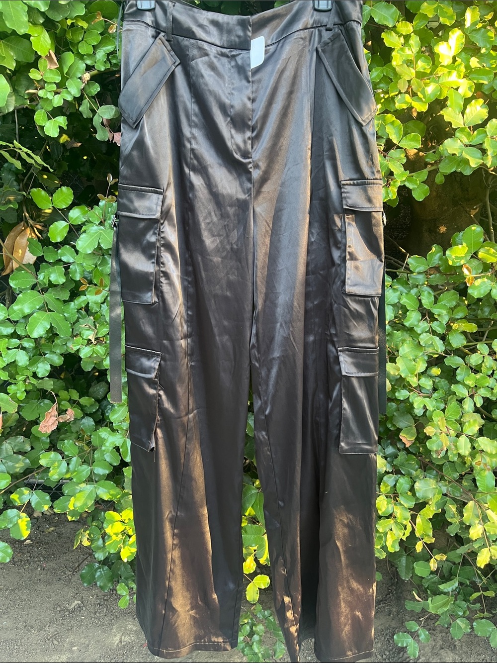 Fashion Nova Black Wide-Leg Cargo Jeans
